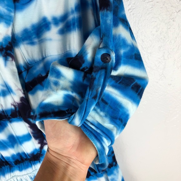 YOUNG BROKE & FABULOUS Blue Tie Dye Romper XS - Picture 9 of 14
